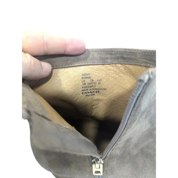 COACH Bonnie Women's Block Heeled Bootie Boots Size 10 B Suede Tan - Picture 9 of 14